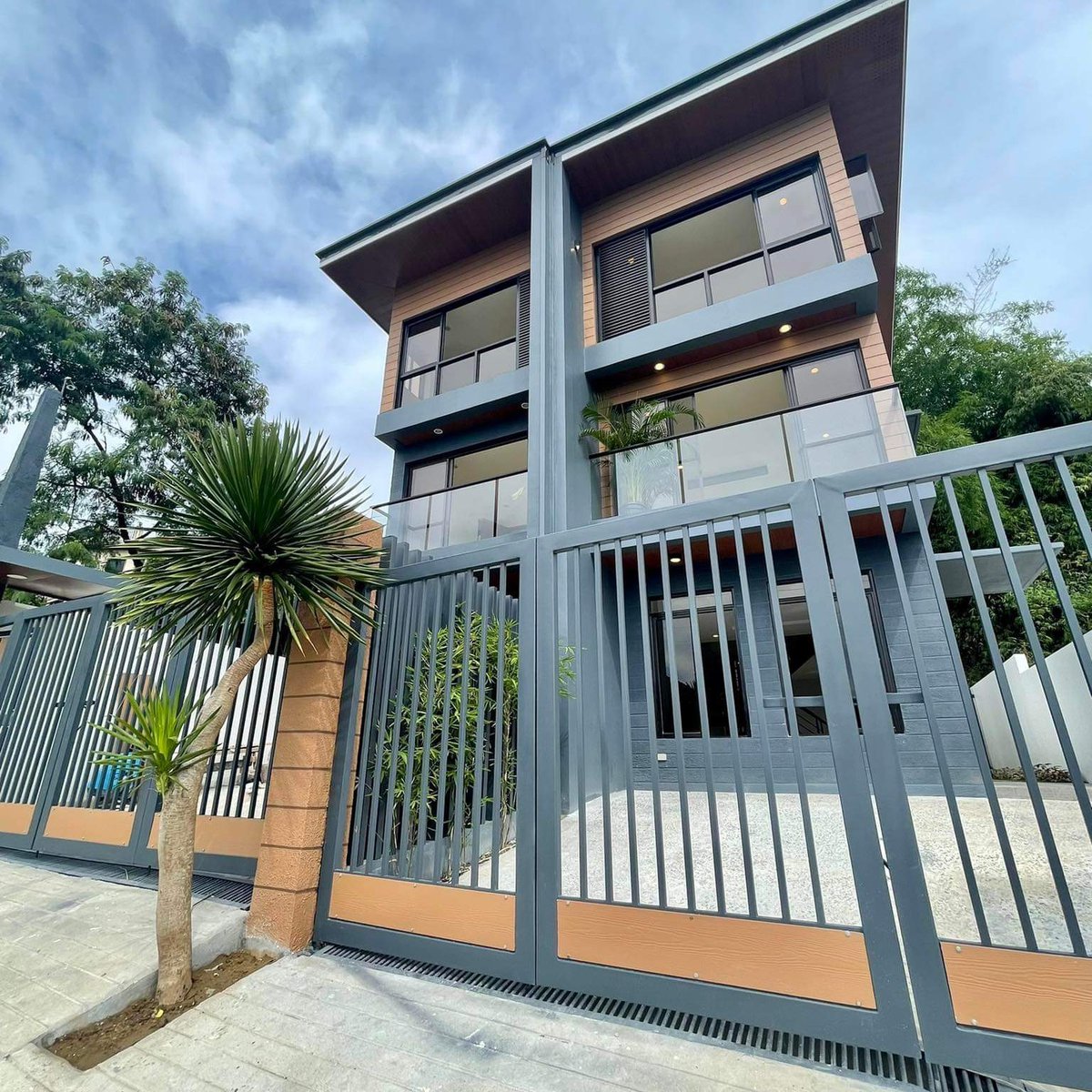 Townhouse for Sale in Taytay Rizal [House and Lot 🏘️] (September 2024