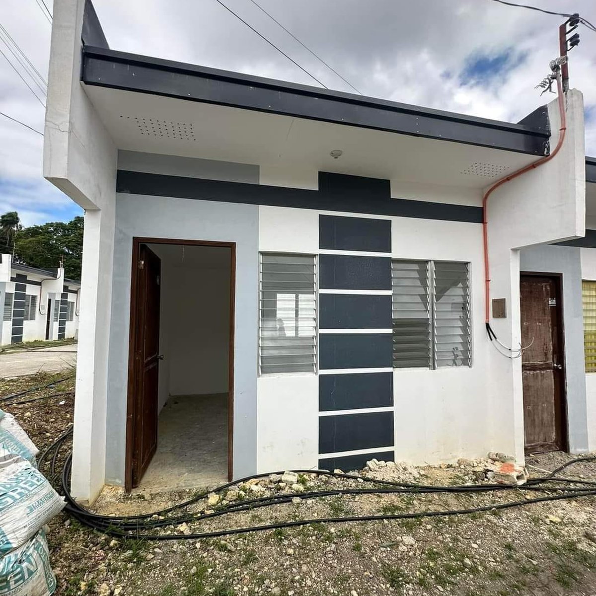 StudioType Rowhouse For Sale in Libertad, Baclayon Bohol [House and