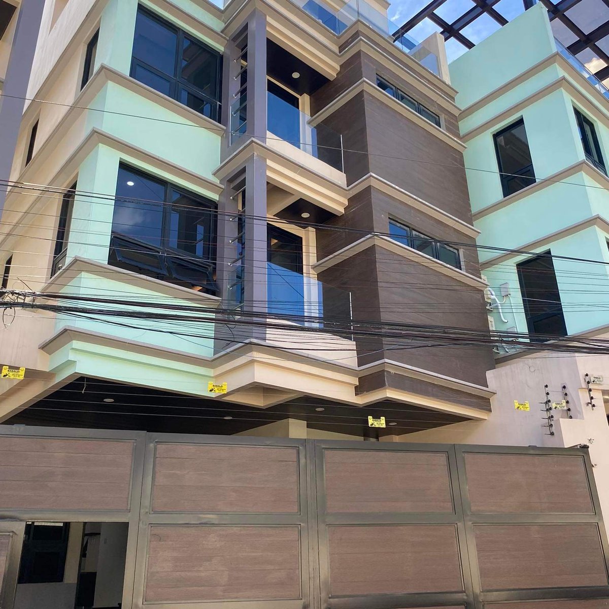 4bedroom Townhouse For Sale in Cubao Quezon City / QC Metro Manila [House and Lot 🏘️] (December