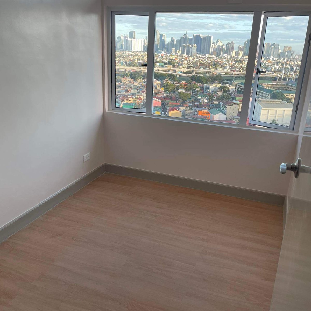 One Bedroom Peninsula Garden Midtown Homes [Condo 🏙️] (January 2024