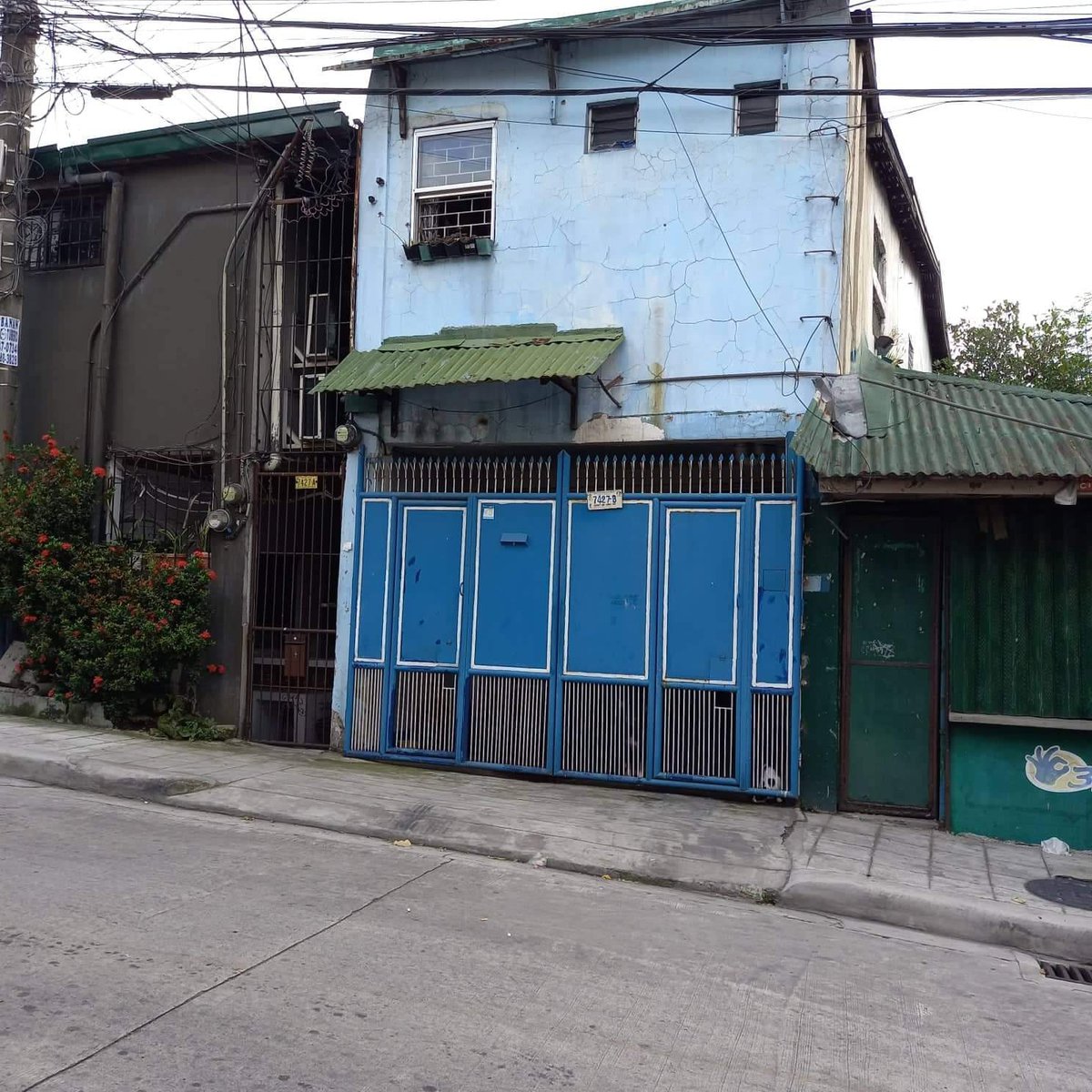 78 sqm. lot with old house in Guadalupe Viejo, Makati City [House and