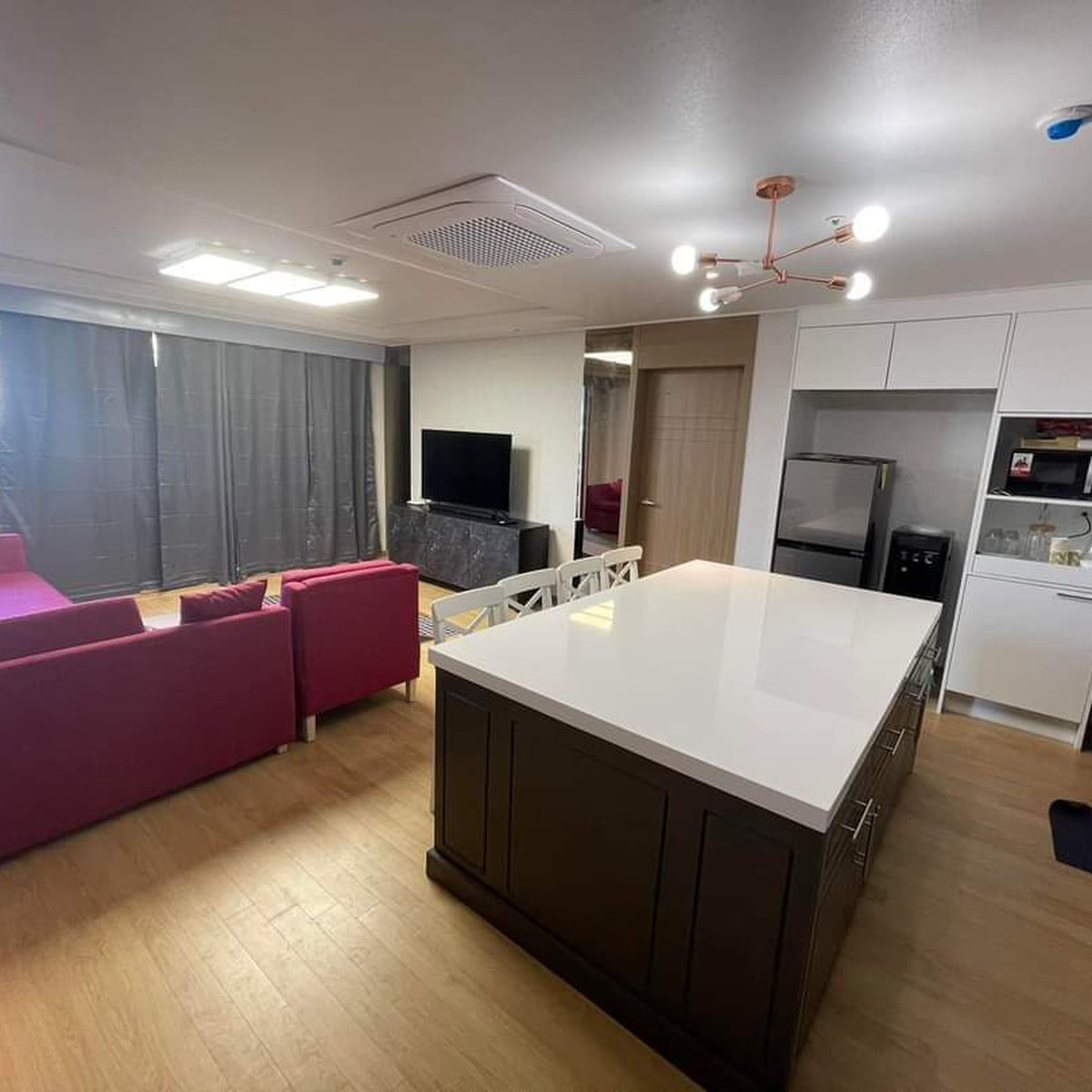 Residencial Condominium in Clark [Condo 🏙️] (September 2023) in Clark