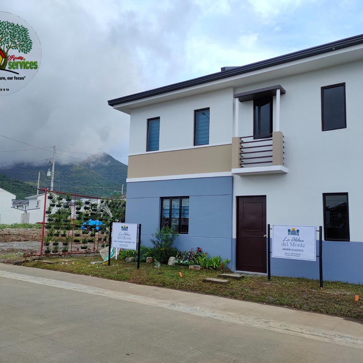 Townhouse unit sa Sto tomas batangas [House and Lot 🏘️] (November 2023