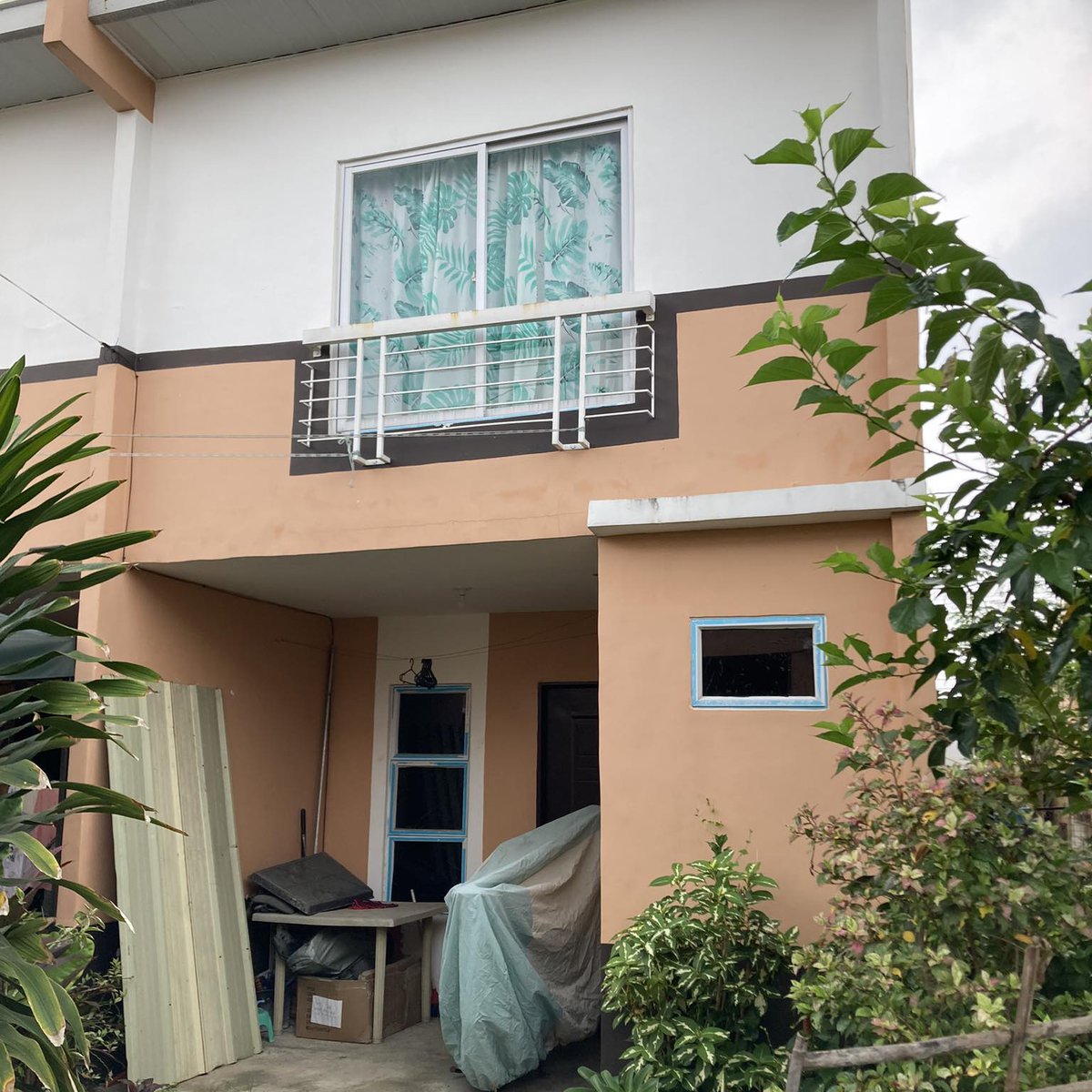 2Bedroom Duplex/Twin House for Rent in Calamba City, Laguna [House and