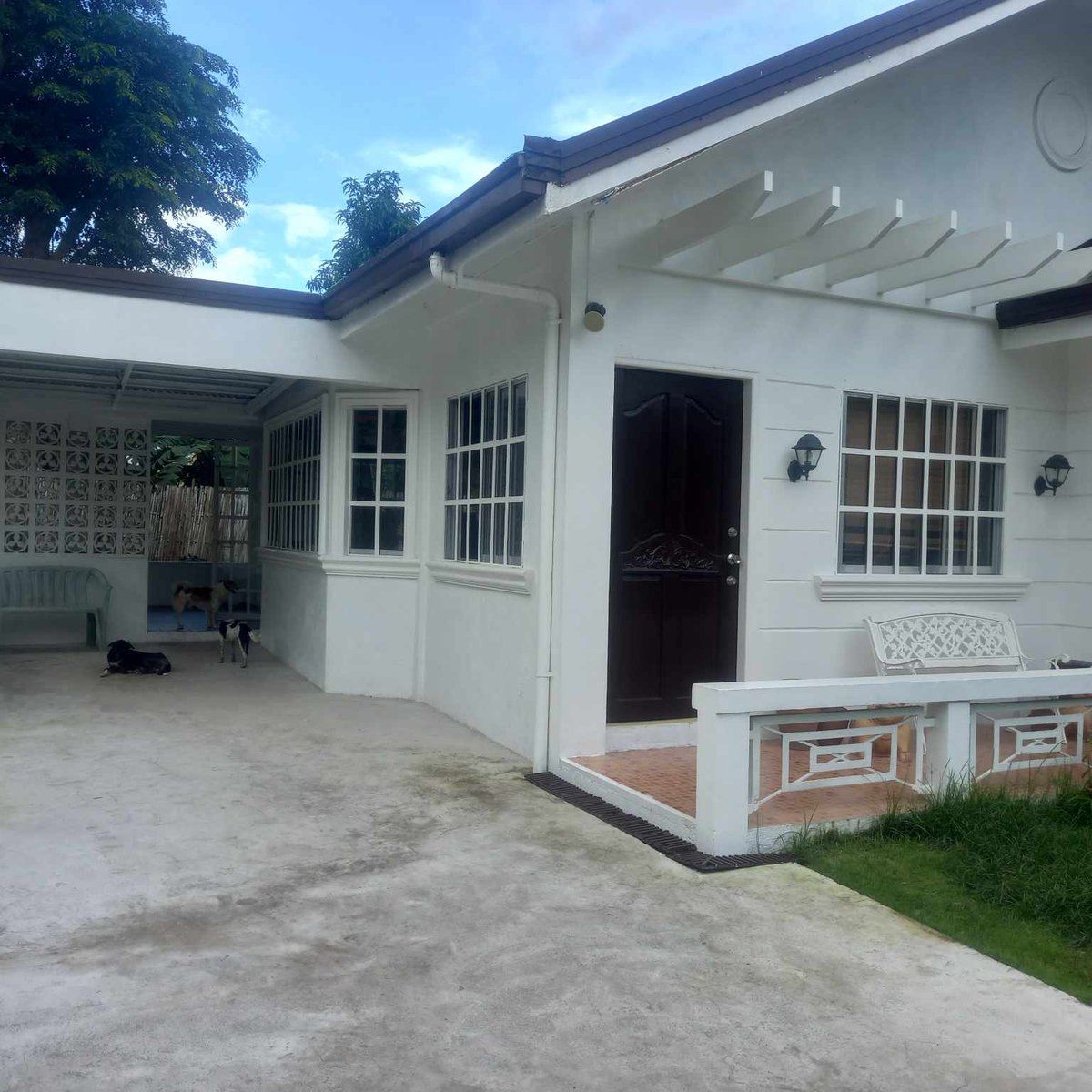 Bungalow House for Sale in San Felipe Naga City [House and Lot 🏘️