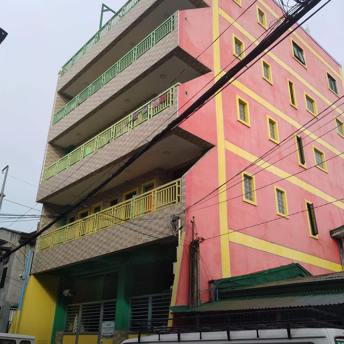 5 storey apartment near sm east ortigas pasig [Condo 🏙️] (November 2021