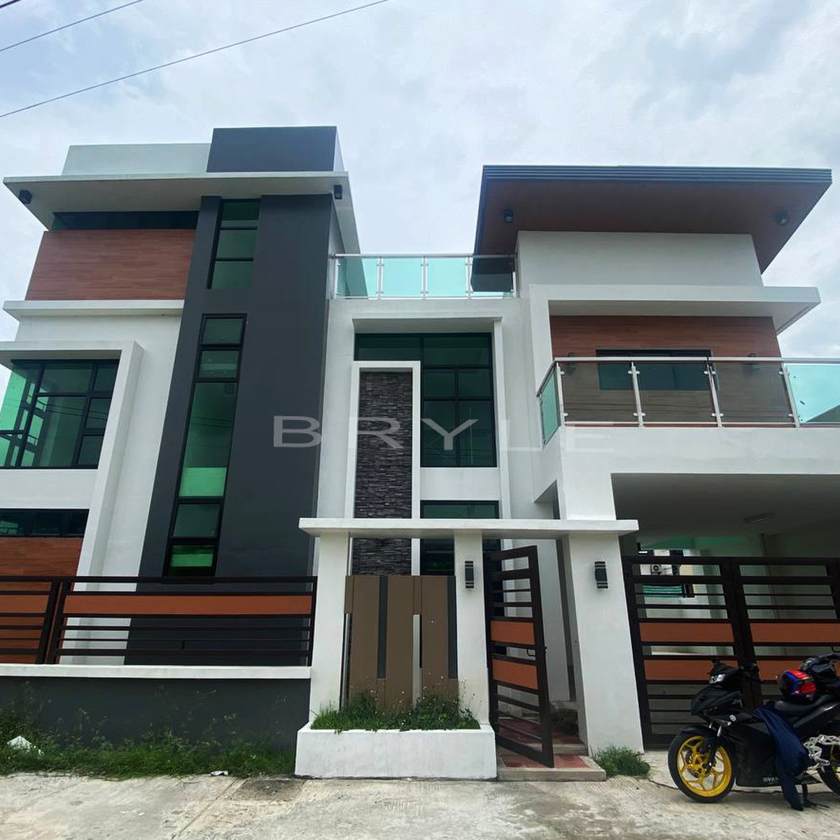 4 Bedroom Single Attached House for Sale in Calasiao Pangasinan [House and Lot 🏘️] (July 2024