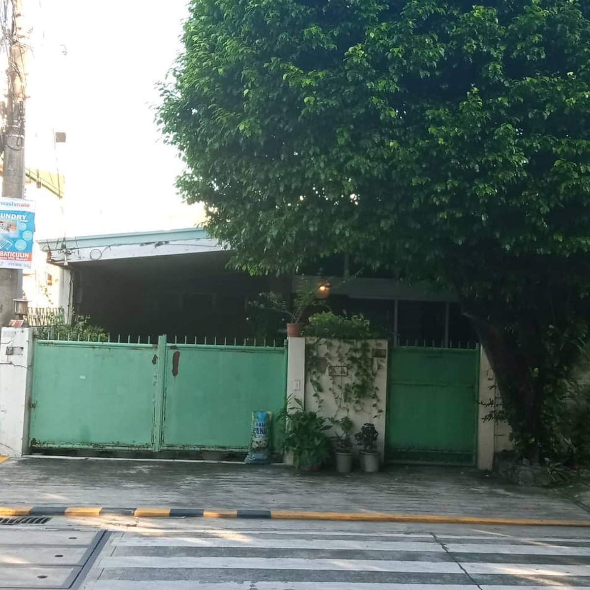 House and Lot in Baranggay San Antonio, Makati City [House and Lot 🏘️