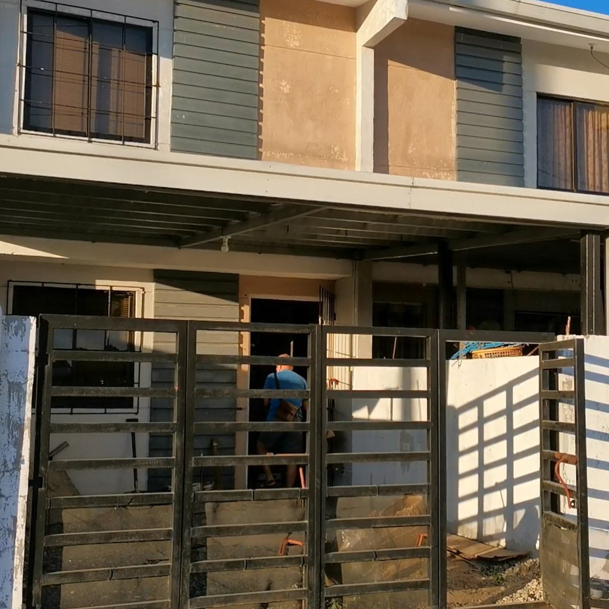 Townhouse for Rent in Rizal Accessible to Ortigas/Crossing [House and