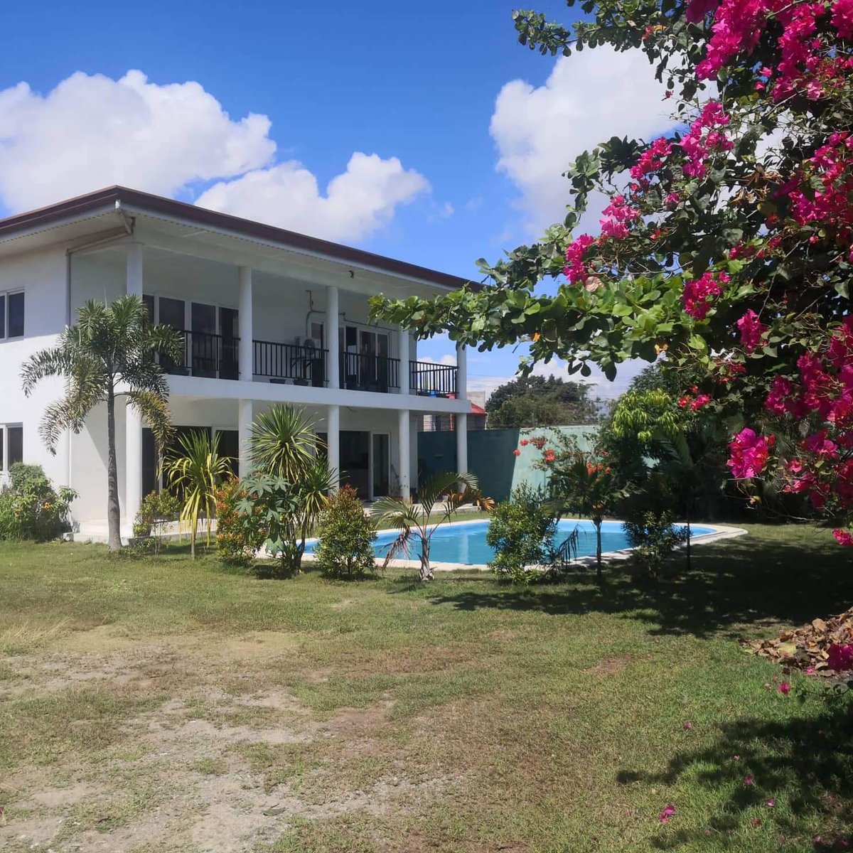 1056 sqm 6bedroom Single Detached House For Sale in LapuLapu Cebu