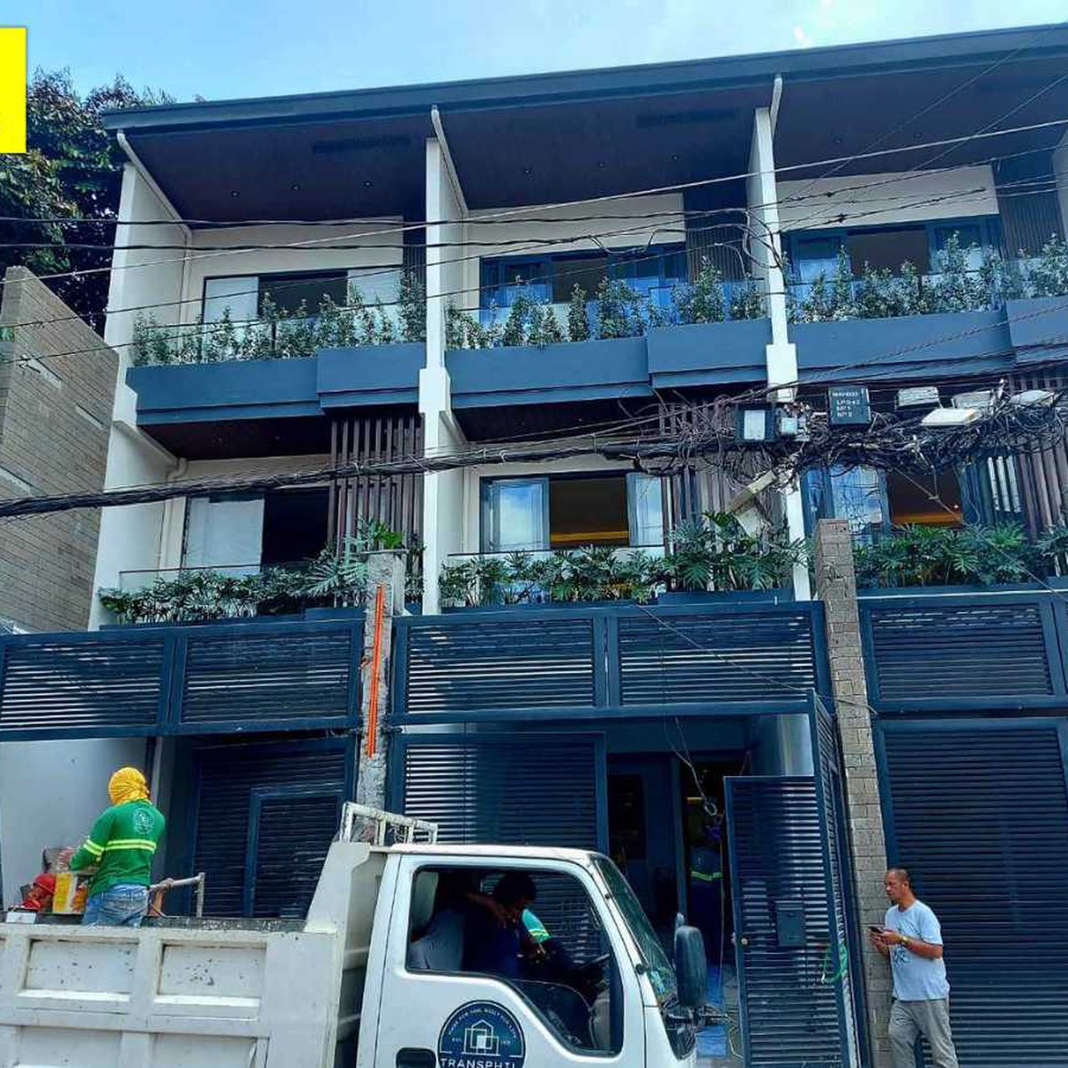 W/Roofdeck, 4 Bedroom 3 Storey Townhouse for sale in Mandaluyong City [House and Lot 🏘️
