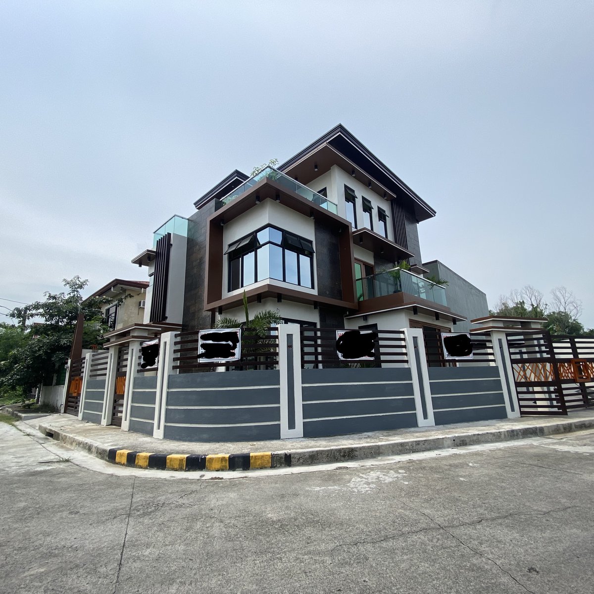 RFO 6bedroom Single Detached House For Sale in Taytay Rizal [House and