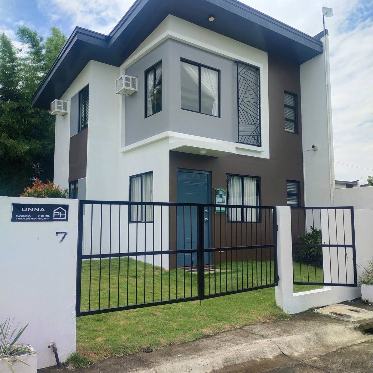 3 Bedroom Fully Finished House Single Attached at Lipa, Batangas