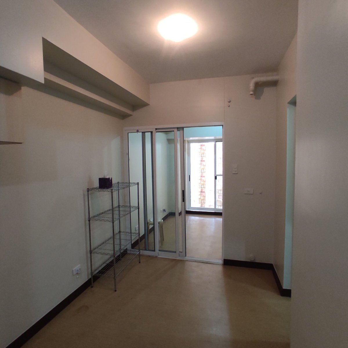1 Bedroom Unfurnished in Sheridan Towers, Sheridan St. Pasig City