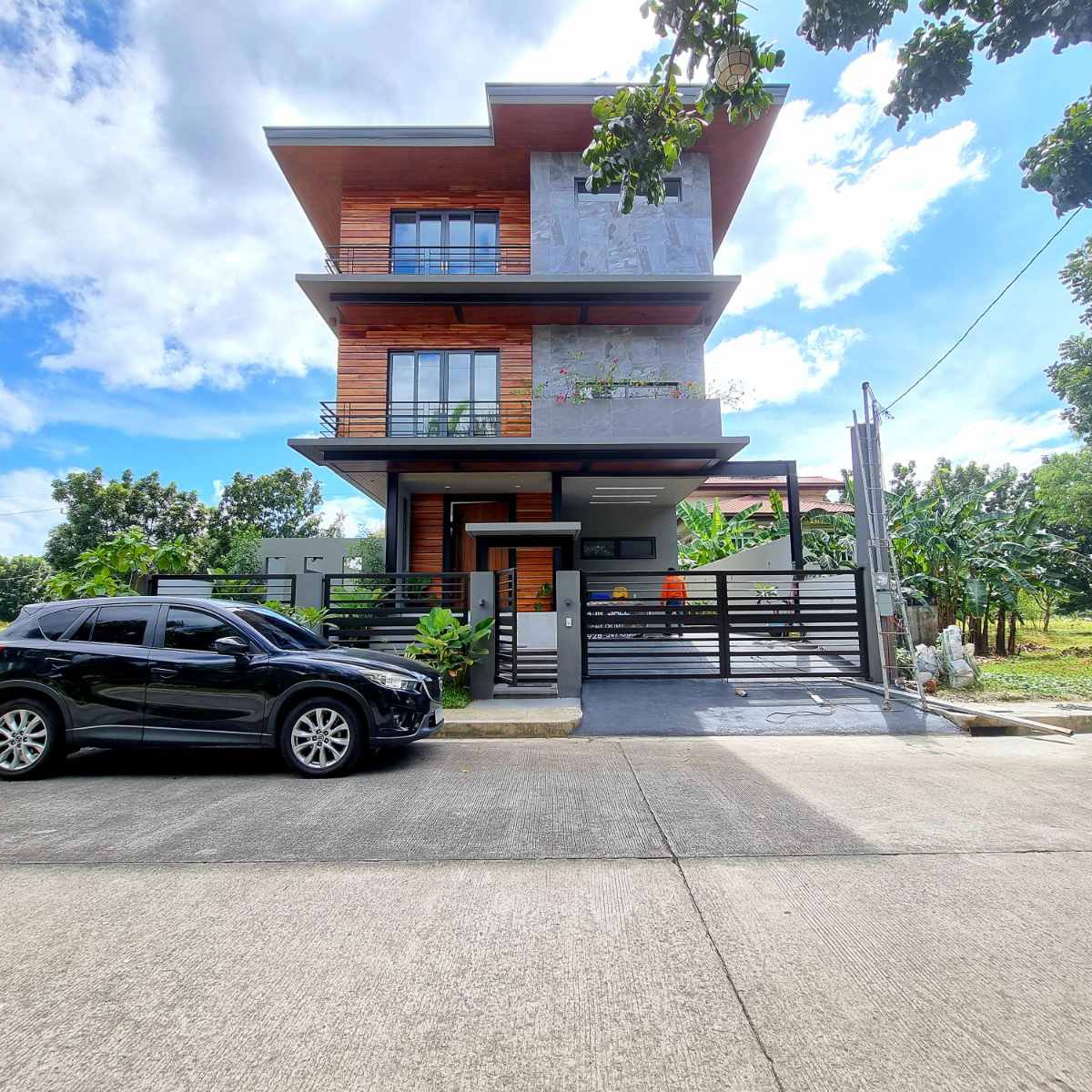 Single Detached House and Lot for Sale in Marikina near Ateneo and UP