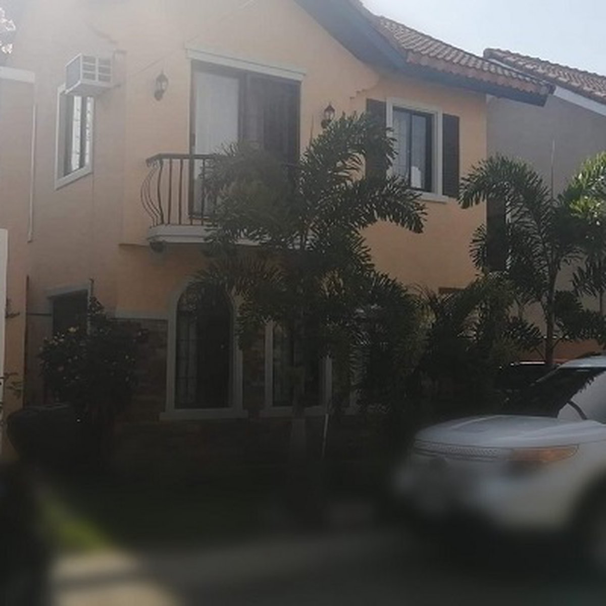 FOR RENT 3 Bedrooms House in Ponticelli Hills Daang Hari [House and