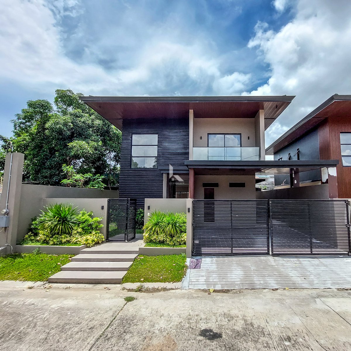 4bedroom Single Detached House For Sale By Owner in Parañaque [House