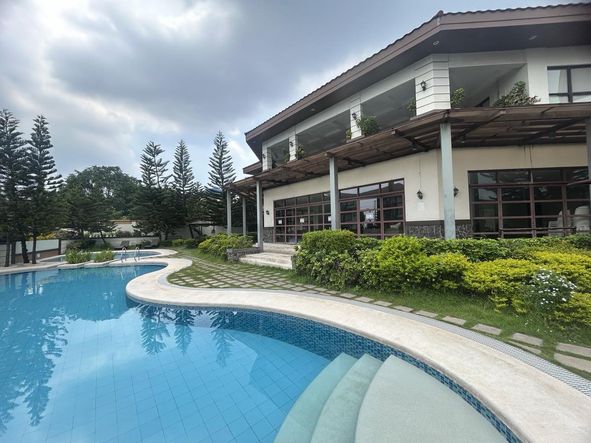 Solano Hills in Sucat Furnished Studio with balcony Condo near Alabang  [Condos 🏙️] (November 2025) in Parañaque, Metro Manila for sale