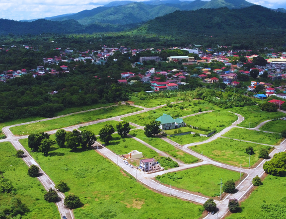 Parco Royale: Luxurious Houses in Alaminos, Laguna
