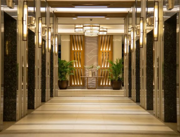 The Crestmont: Modern High-Rise Condo in Quezon City