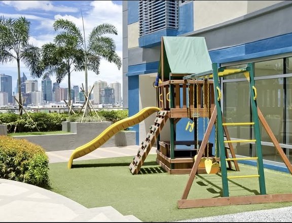 Spacious RFO Condo Units at The Grand Towers Manila | Vito Cruz, Manila