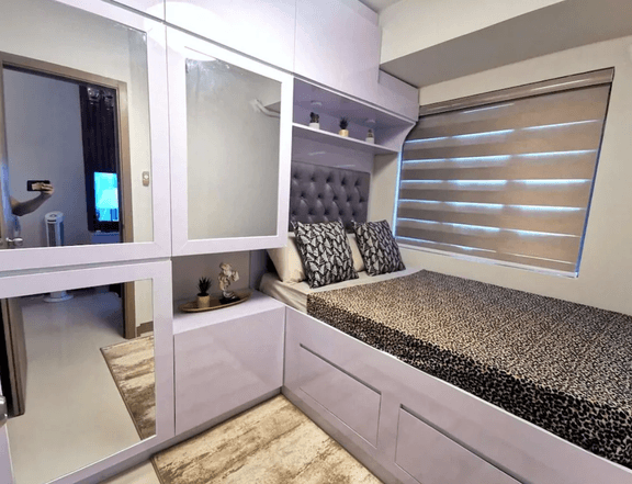 Luxury Condominium Units at S Residences in Mall of Asia Complex