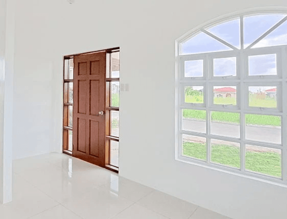 House and Lot for Sale Siena Hills by Suntrust Lipa City Pay CASH get Max Discount or Bank Home Loan