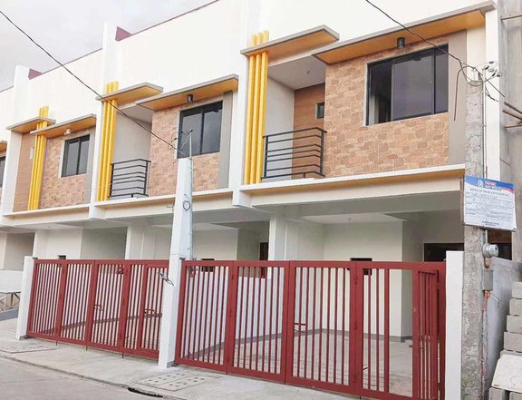TOWNHOUSE FOR SALE GREENHEIGHTS NEWTOWN MAYAMOT ANTIPOLO CITY