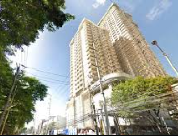 1BR WITH PARKING  Laureano di Trevi Pio del Pilar, Makati City