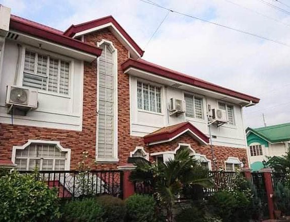 5-Bedroom Corner lot House for Sale in Gran Seville Cabuyao Laguna