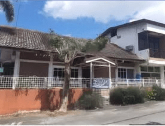 Ready For Occupancy 5-bedroom Single Attached House For Sale in Santo Tomas Batangas