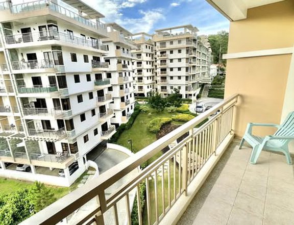 RFO 2BEDROOM CONDO UNIT FOR SALE IN BRISTLE RIDGE PACDAL RD. BAGUIO CITY