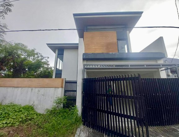 RFO 5BR House & Lot for Sale at Holy Angel Vill. San Fernando Pampanga