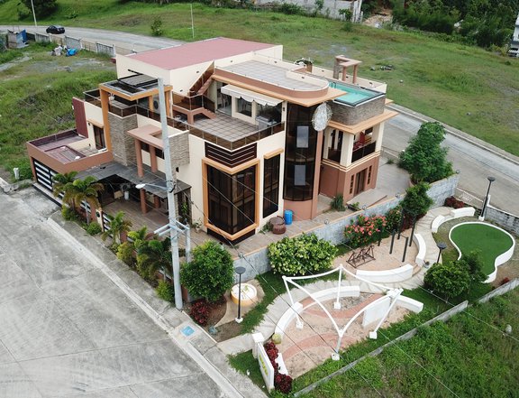 RFO 8-bedroom Fully Furnished Mansion in Antipolo Rizal (FSBO)