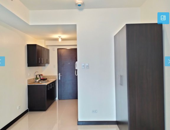 Studio Unit For Rent in Axis Residences Mandaluyong City