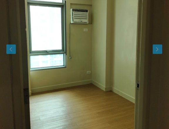 Semi Furnished Studio Unit for Rent in Salcedo Square Makati