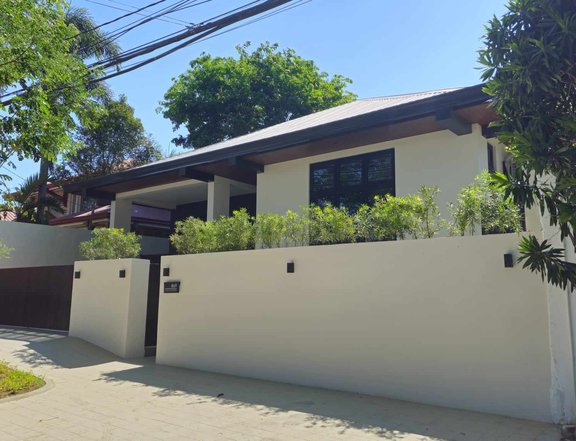 Alabang House and Lot For Sale with swimming pool 425 sqm Ayala Alabang in Muntinlupa City