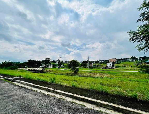 Near Future MRT 7 Residential Lot For Sale in Colinas Verdes Bulacan
