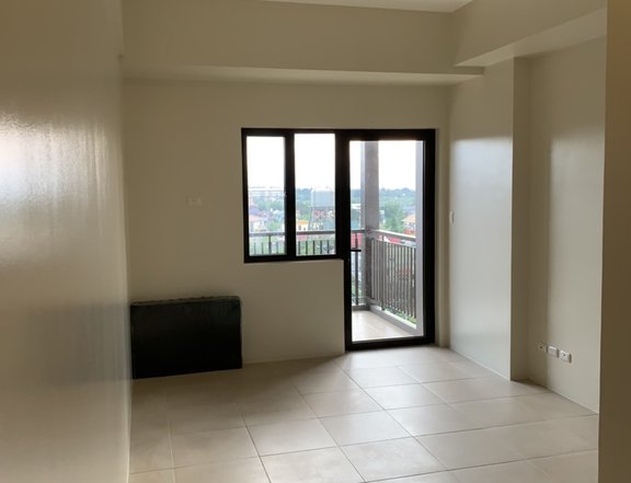 Studio with Balcony condo for sale in Tagaytay - SERIN WEST