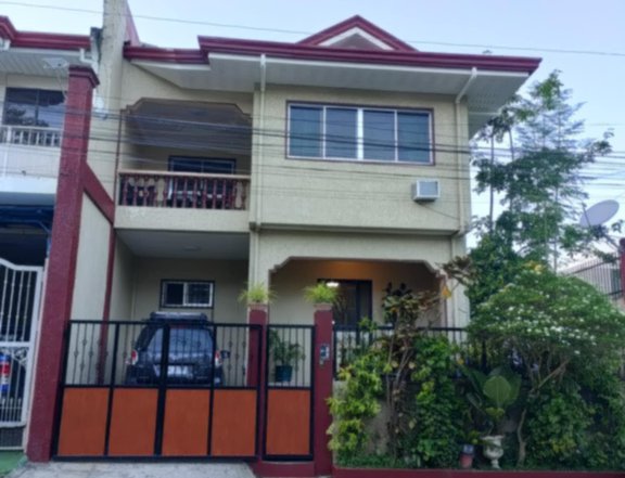4bedroom house in a  prime location Metropolis subd in Cebu City