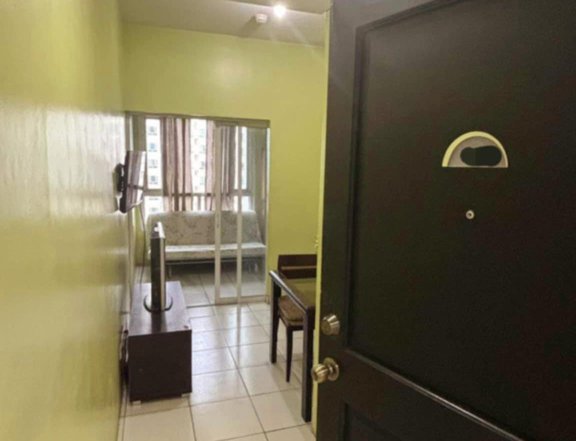 RUSH Sale 1 Bedroom Unit in Mezza Residences 1 Quezon City