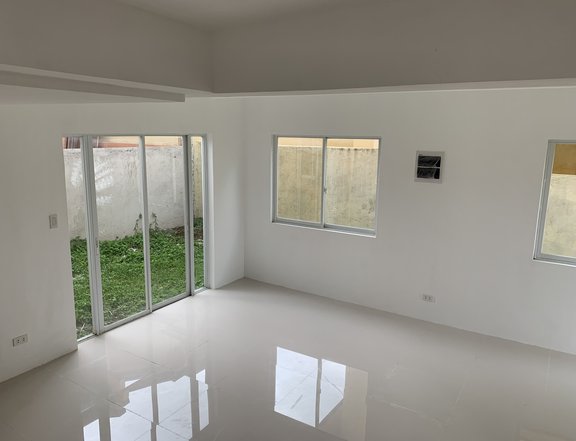 5 BR RFO IN SILANG CAVITE NEAR TAGAYTAY CITY