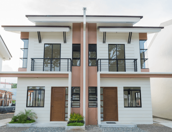 HOUSE AND LOT FOR SALE IN SERENIS CONSOLACION