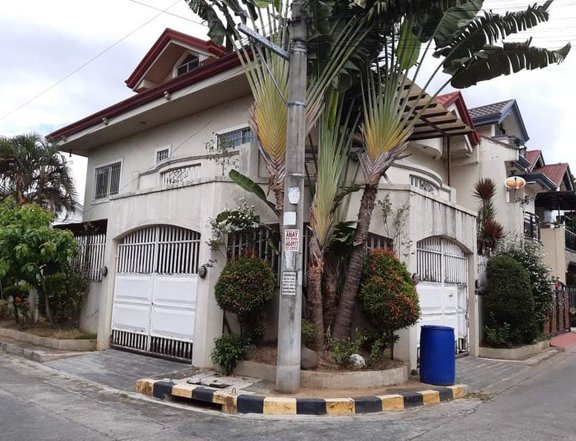 2 Storey House and Lot in Greenwoods, Pasig City with Attic PH2646
