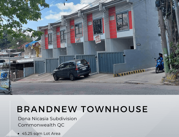 3-bedroom Townhouse For Sale in Commonwealth Quezon City / QC