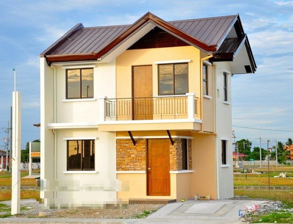 Single attached 3 br house at Antel old price of 4.8M