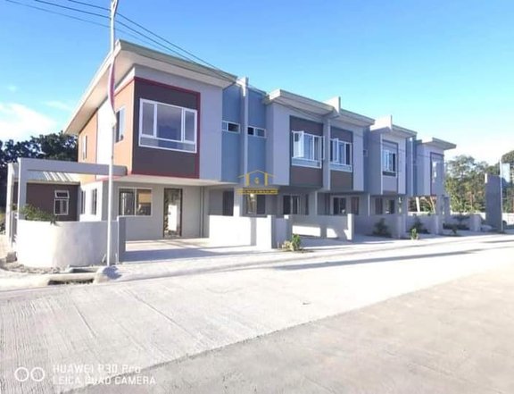 Complete turn over with 3 bedroom townhouse unit for sale in Imus