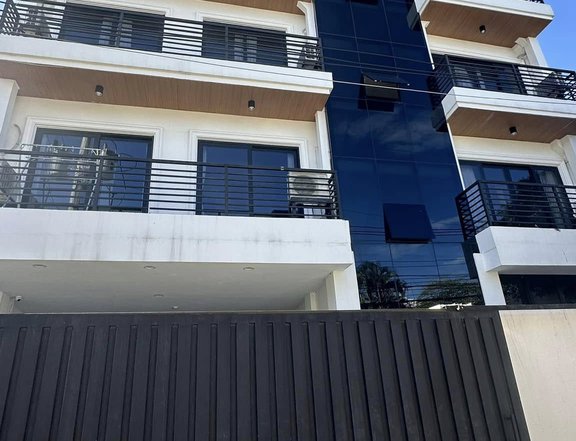 4-Storey Residential Building for SALE in A.S fortuna, Mandaue City