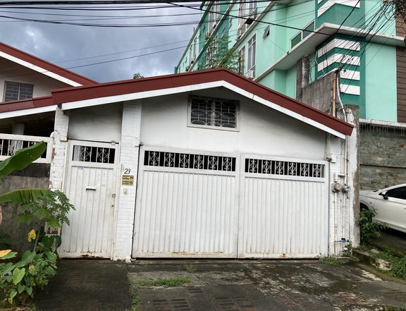 Spacious House and Lot For Sale in West Fairview with Attic 538sqm