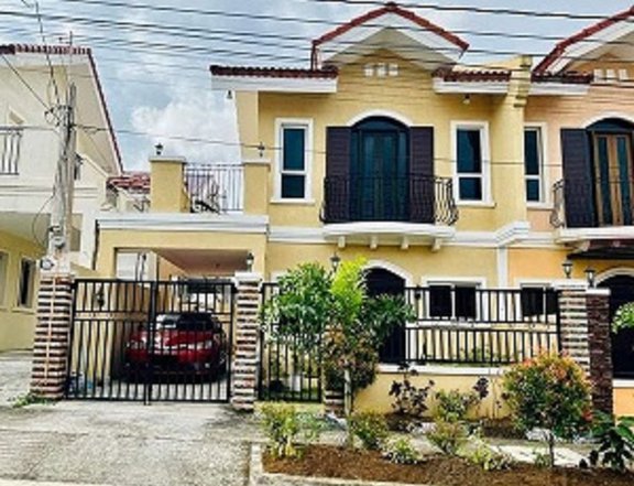 Duplex type unit for Sale in The Verona Silang Cavite